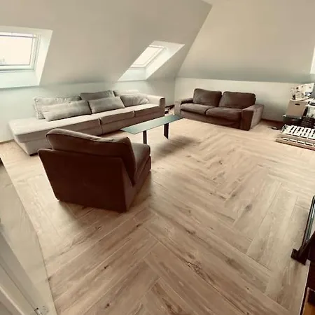 Magnifique De Luxe !